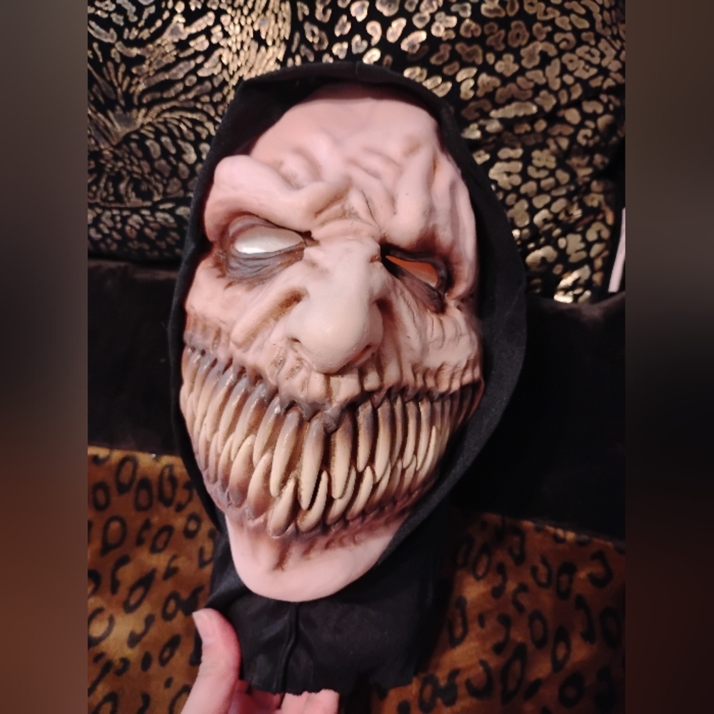 Teeth Devil  Mask